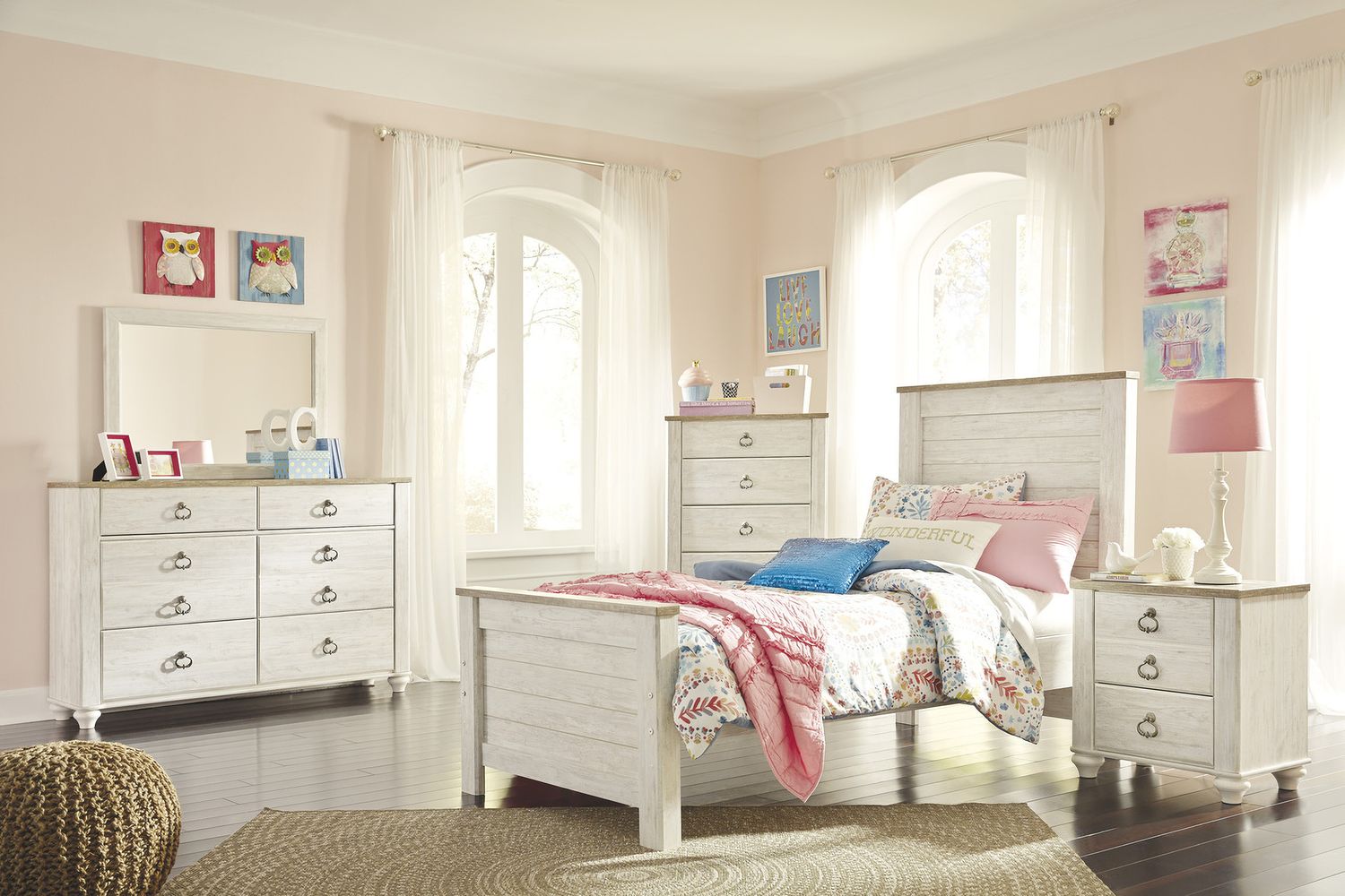 Willowton Whitewash Bedroom Mirror B26736