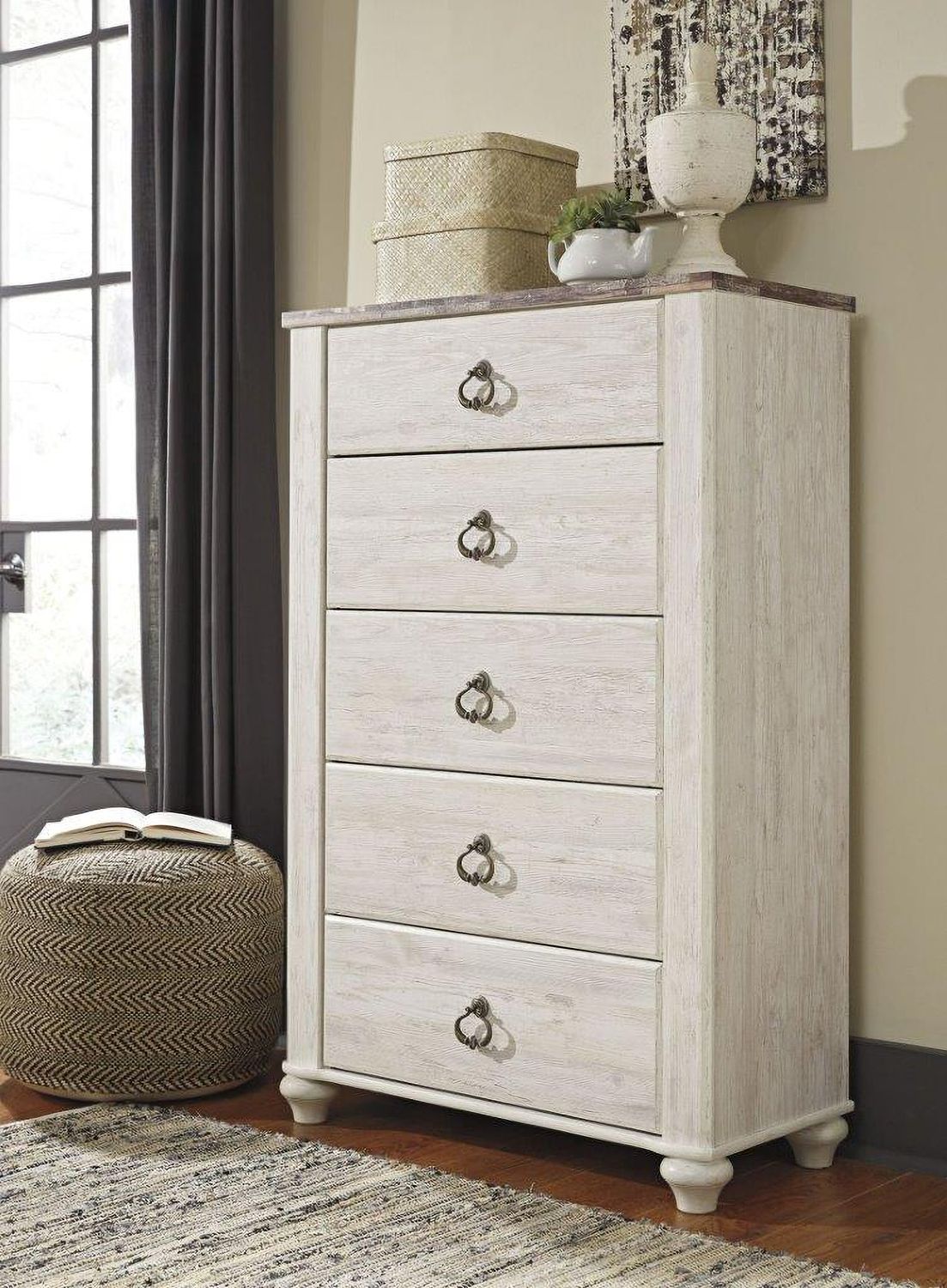 Willowton Two-tone 5 Drawer Chest B26746