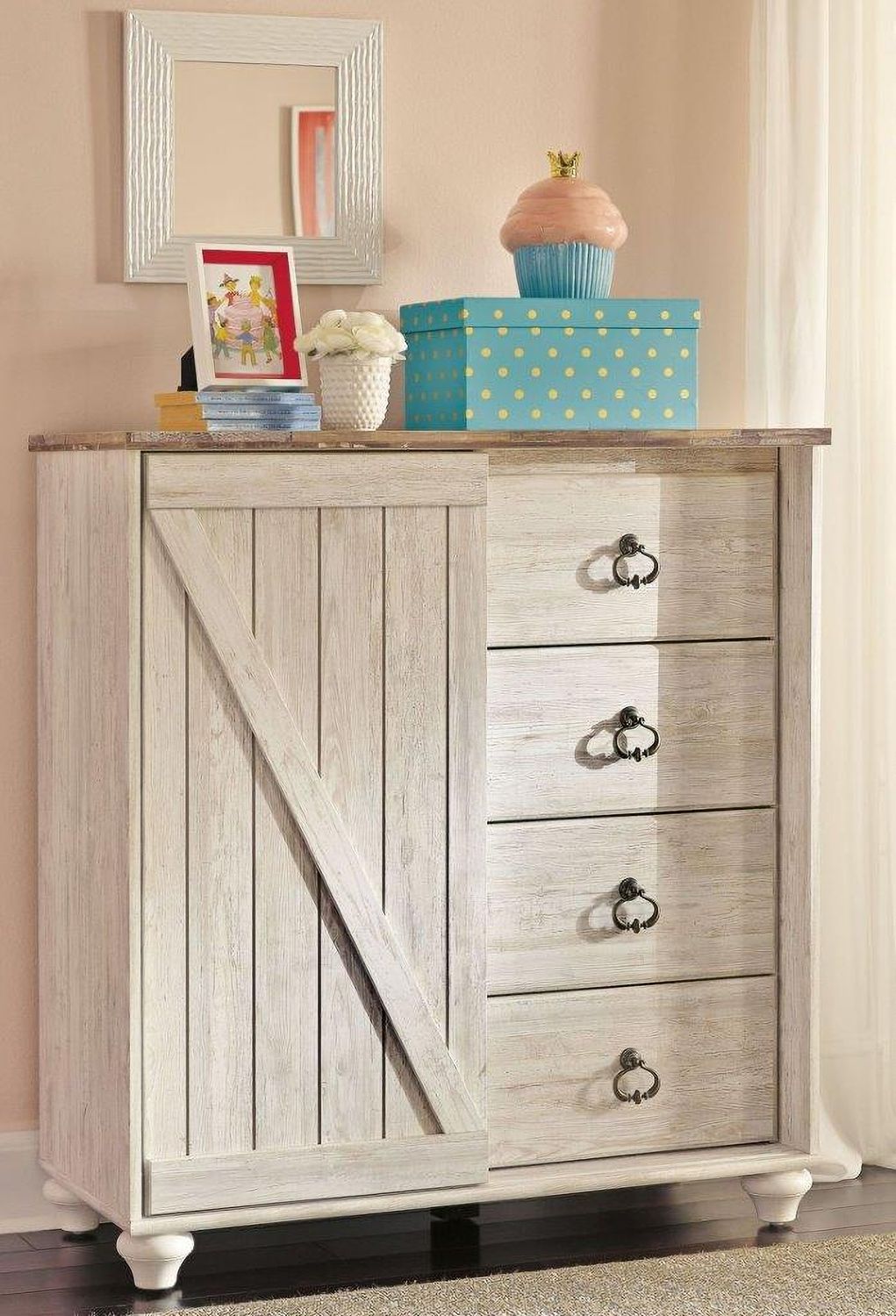 Willowton Whitewash Dressing Chest B26748