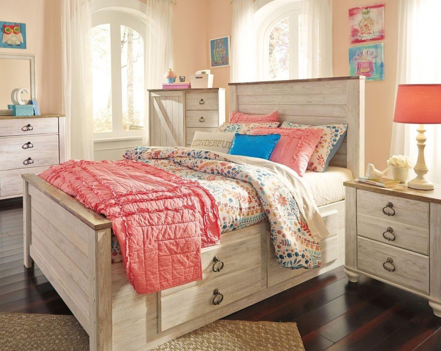 Willowton Whitewash Dressing Chest B26748