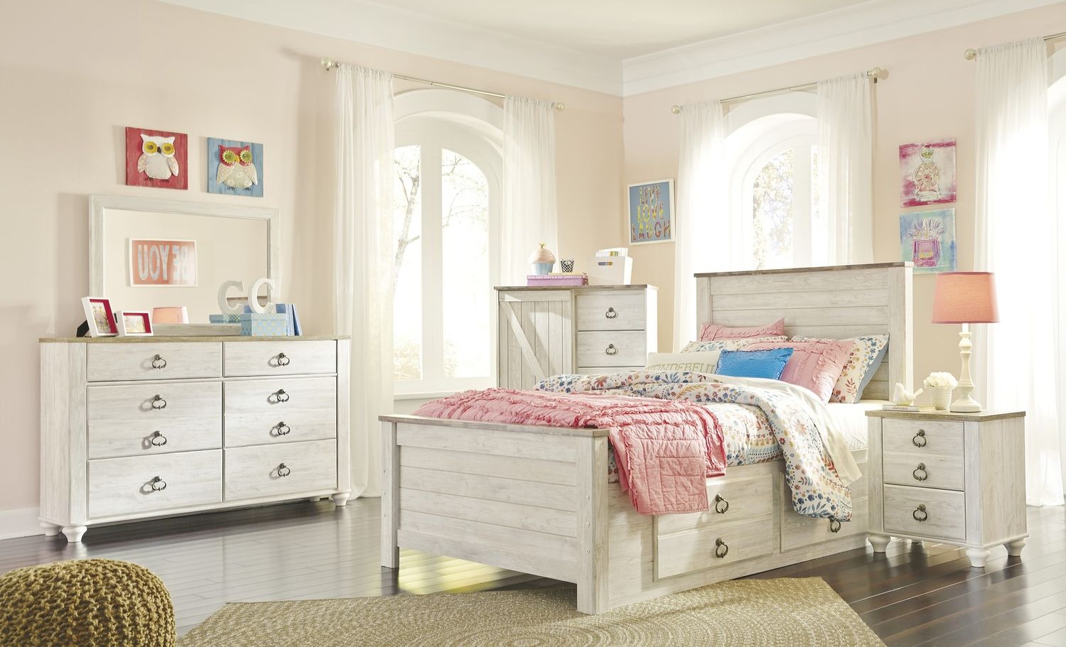 Willowton 2 Drawer Nightstand B26792
