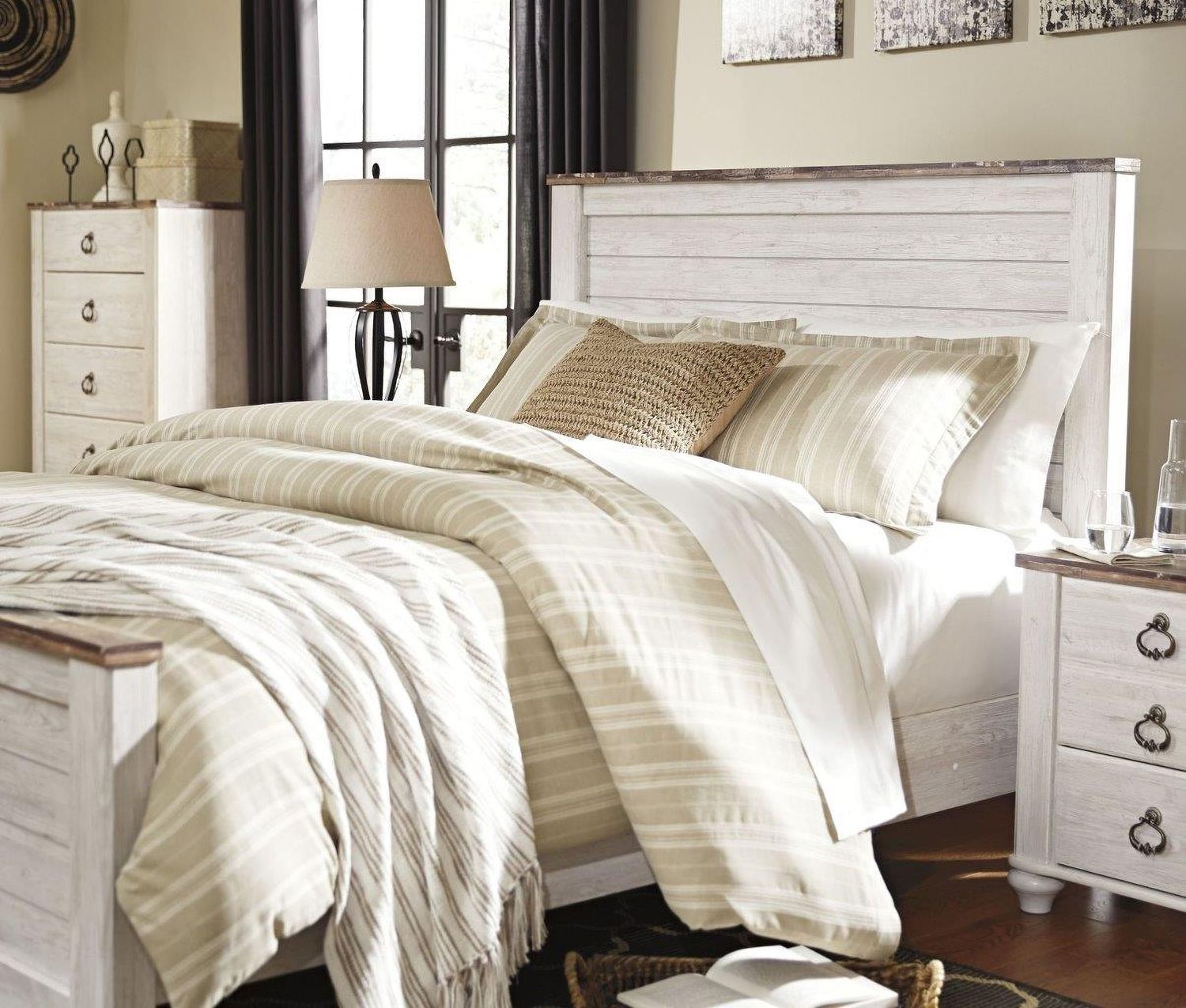 Willowton Whitewash King Panel Bed B267B10