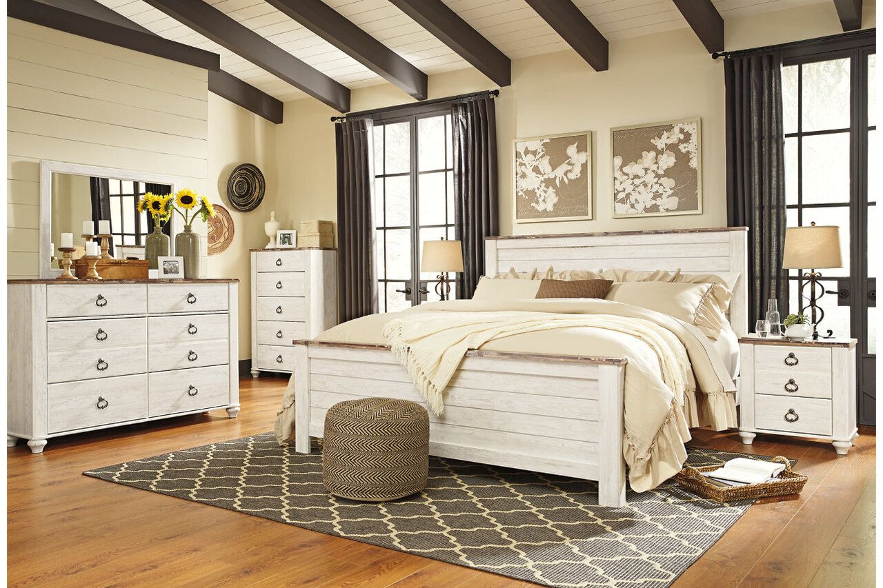 Willowton Whitewash Cal. King Panel Bed B267B28
