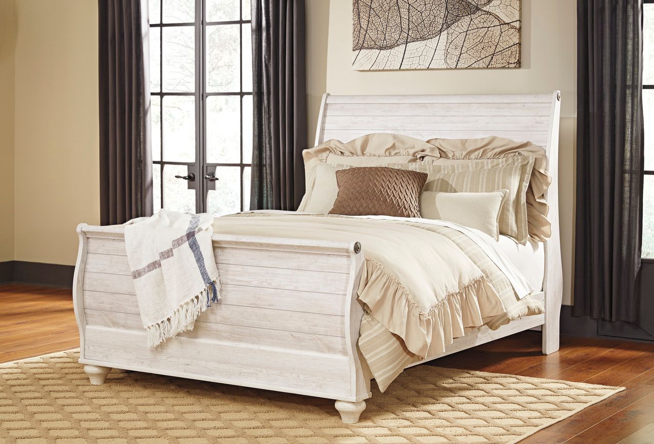 Willowton Queen Sleigh Bed In Washed White B267B4