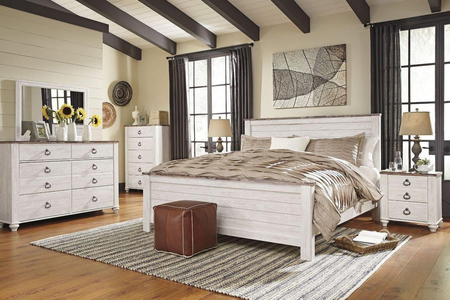 Willowton Whitewash Queen Panel Bed B267B8