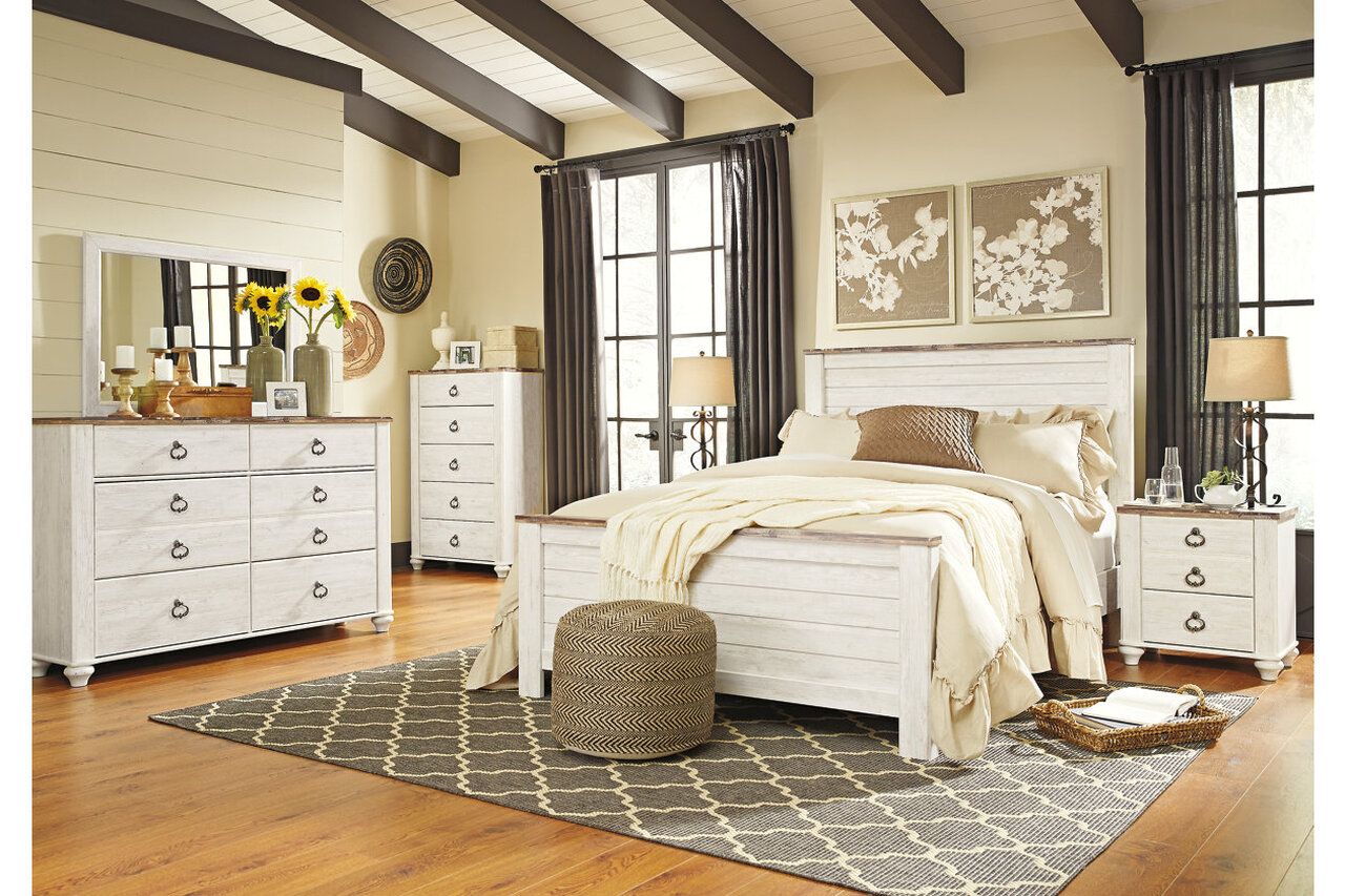 Willowton Whitewash Queen Panel Bed B267B8