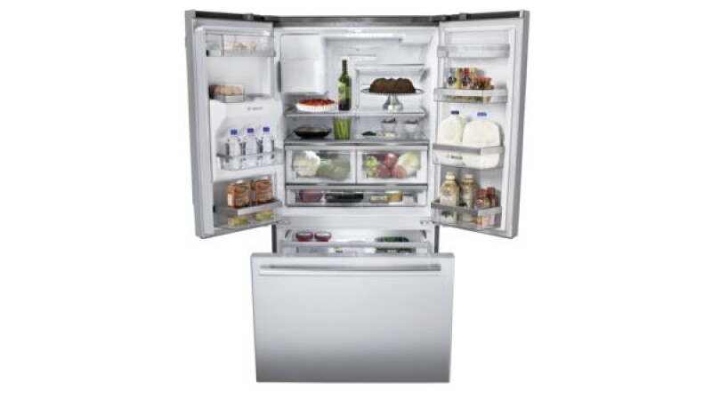 Series 8 French Door Bottom Mount Refrigerator Stainless Steel, Total No Frost B26FT70SNS