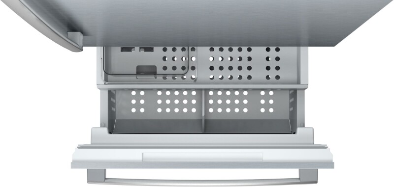 Benchmark Built-in Bottom Freezer Refrigerator 30'' flat hinge view 2