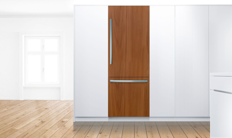Benchmark Built-in Bottom Freezer Refrigerator 30'' flat hinge view 2