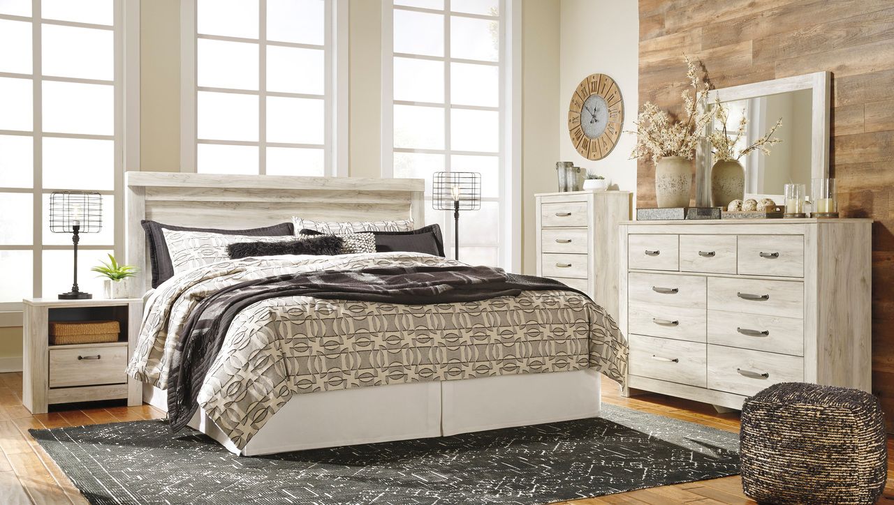 Bellaby White Dresser B33131