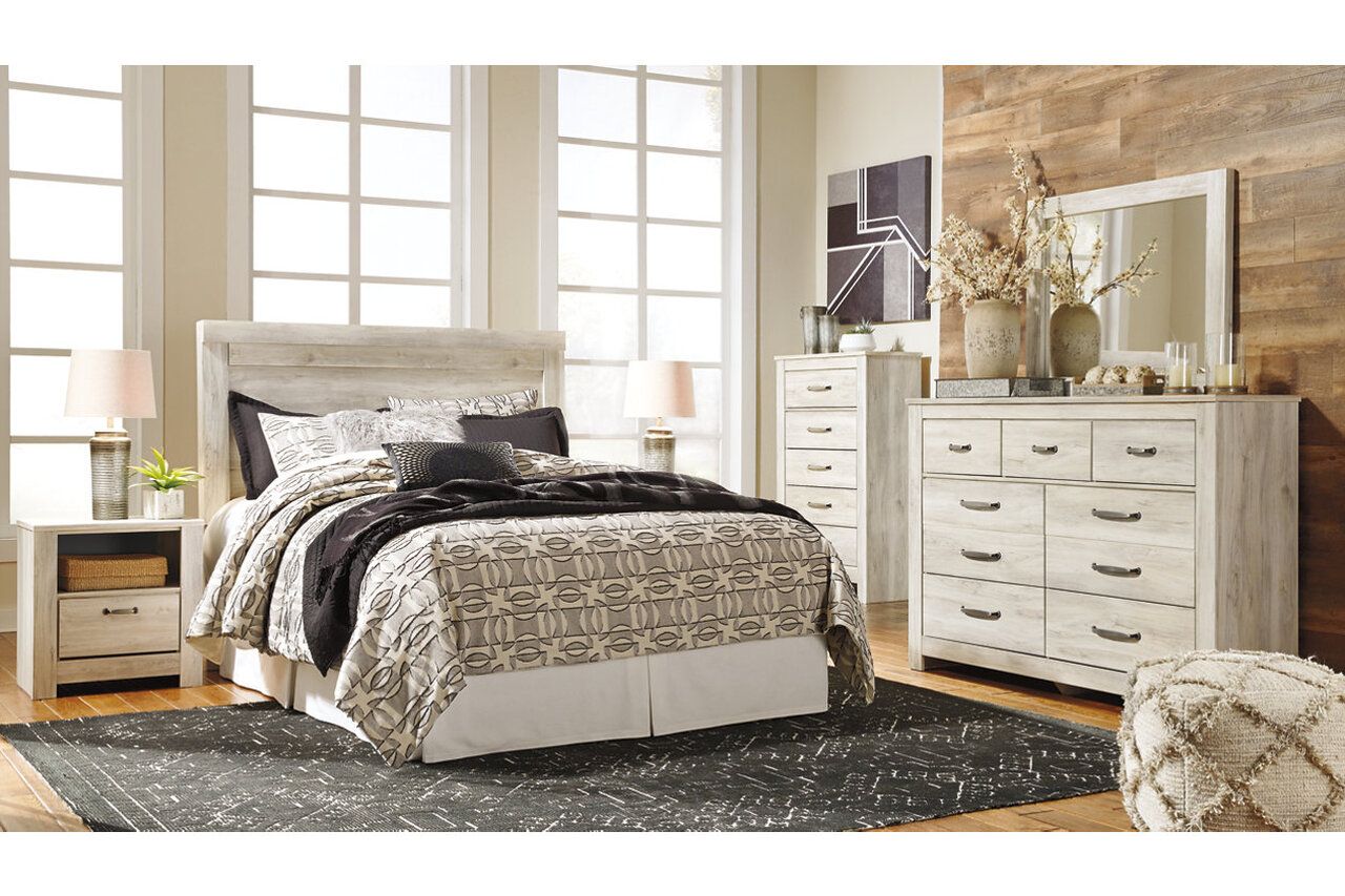 Bellaby White Queen Panel Bed B331B2