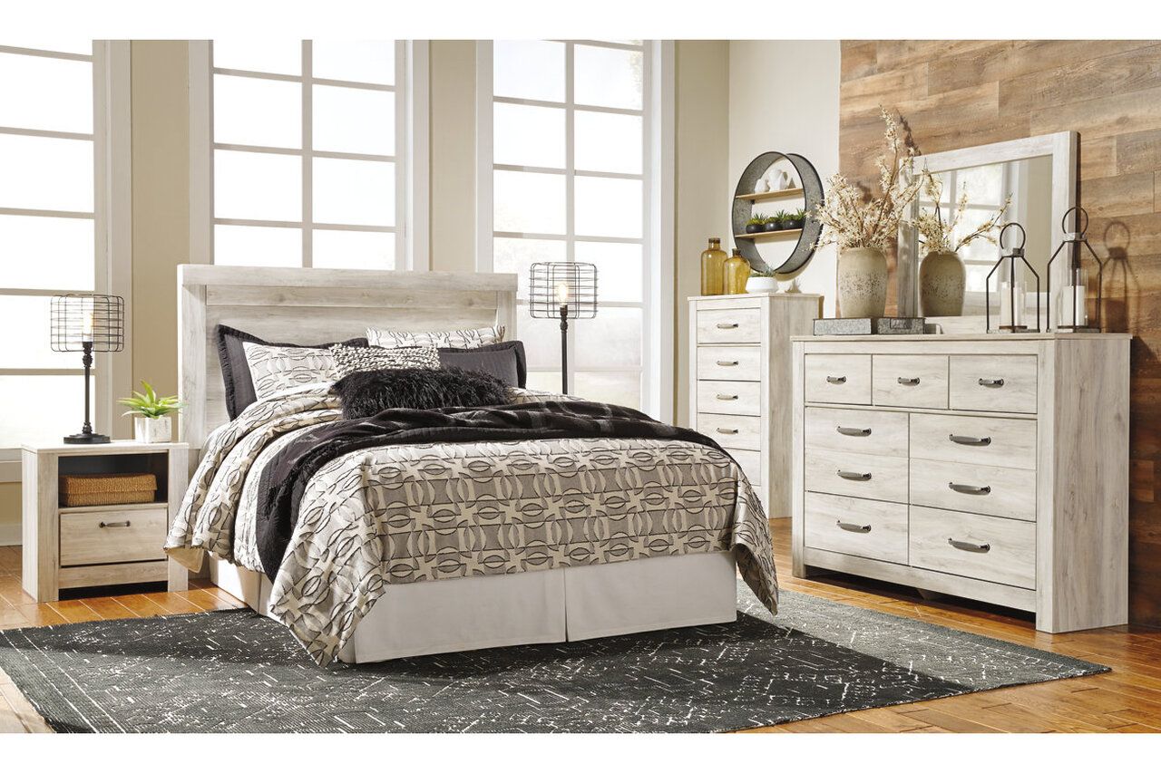 Bellaby White Queen Panel Bed B331B2