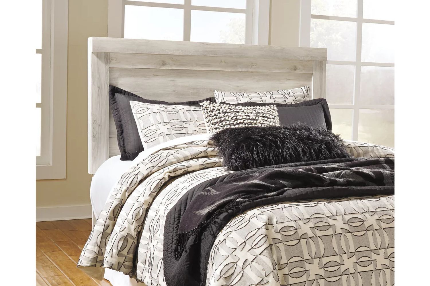 Bellaby White Queen Storage Panel Bed B331B4
