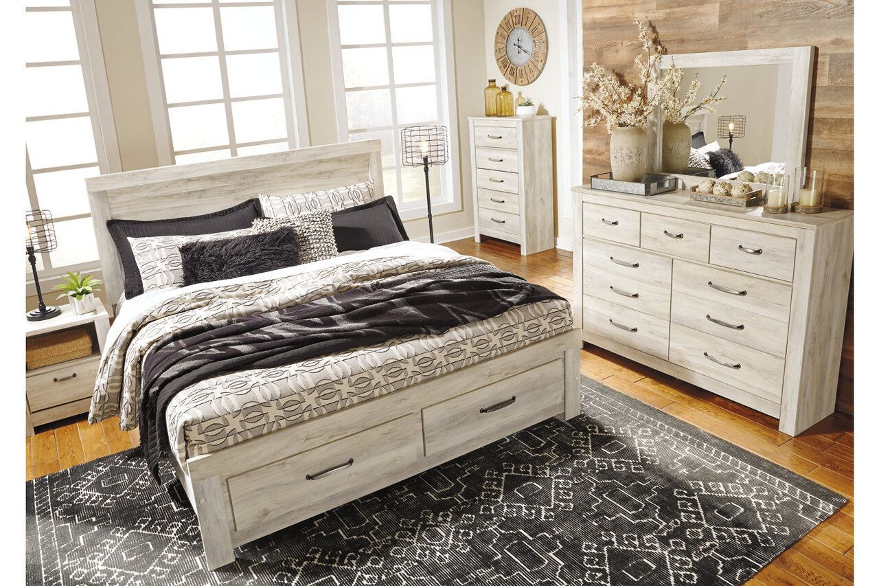 Bellaby White King Panel Bed B331B8