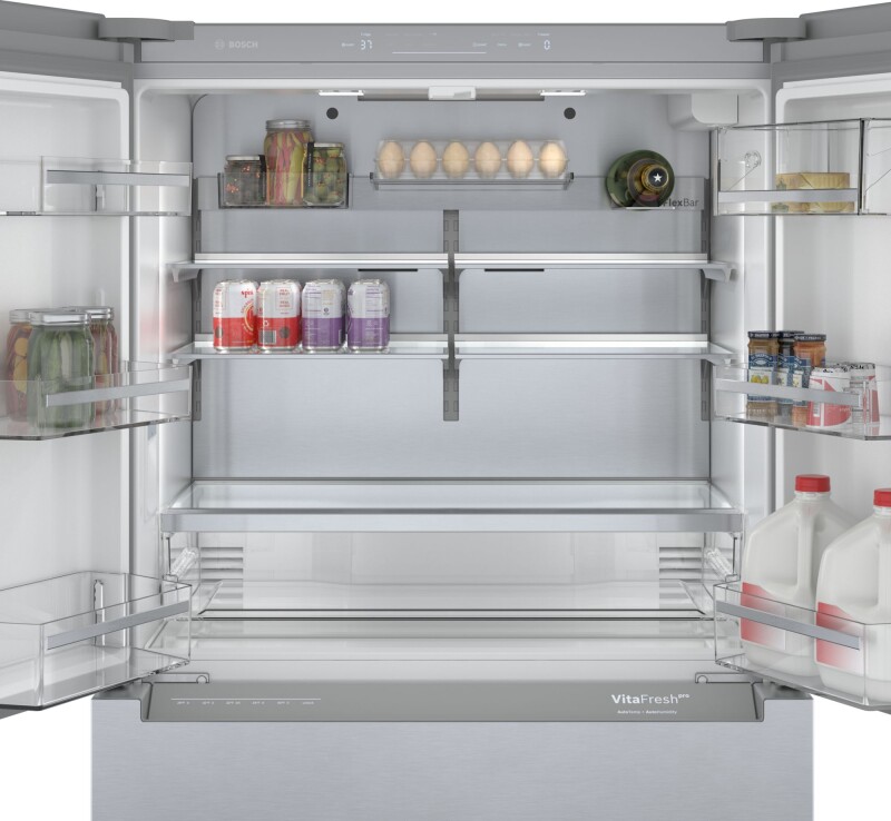 800 Series French Door Bottom Mount Refrigerator 36'' Easy clean stainless steel B36CL80ENS B36CL80ENS