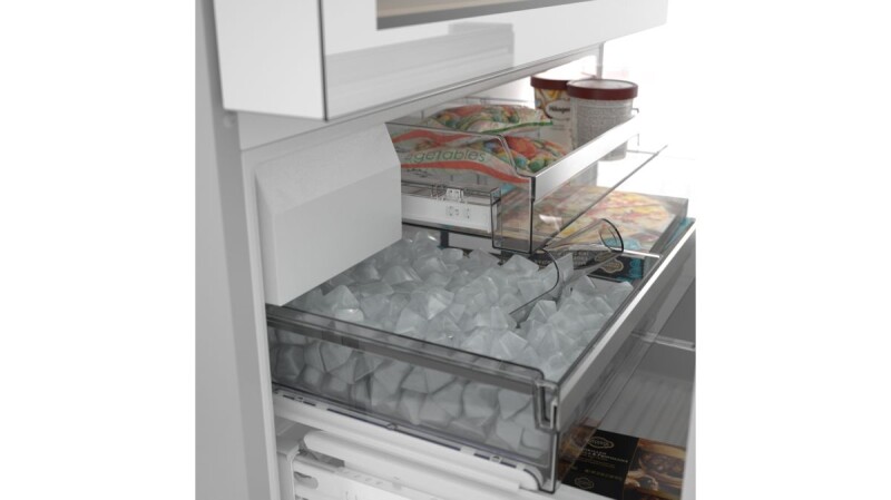 800 Series French Door Bottom Mount Refrigerator, Glass door 36'' B36CL81ENW