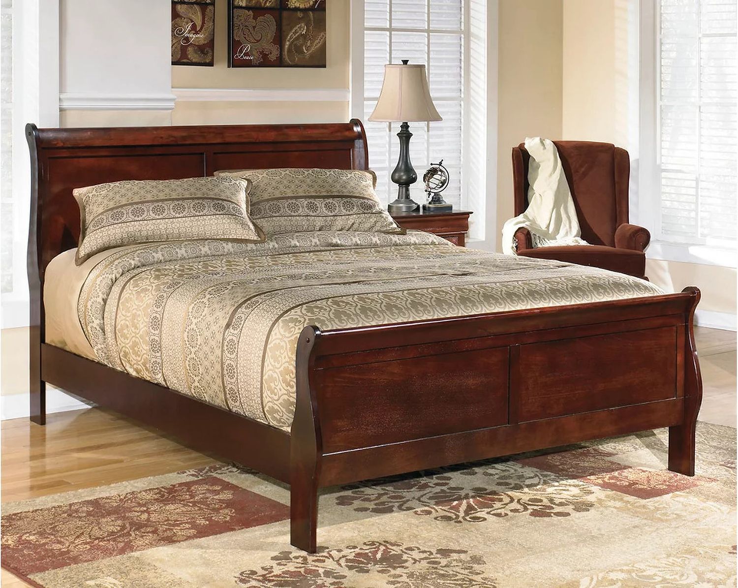 Alisdair Queen Sleigh Bed B376B2