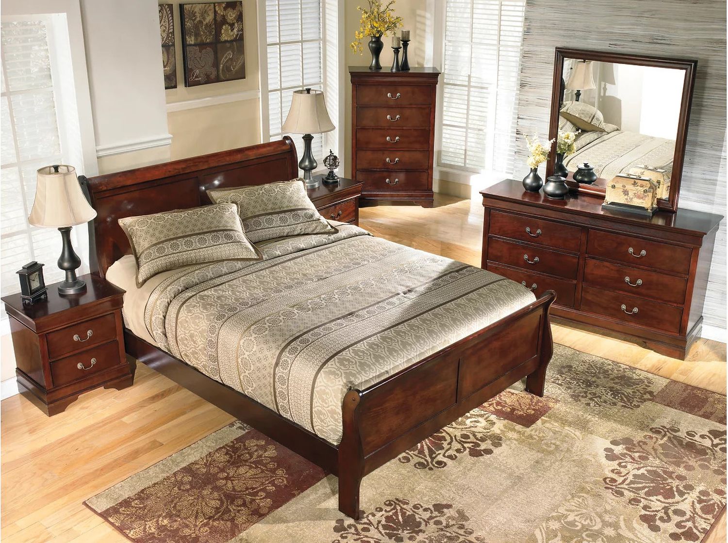 Alisdair Queen Sleigh Bed B376B2
