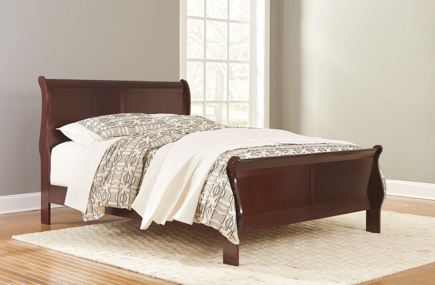 Alisdair Queen Sleigh Bed B376B2