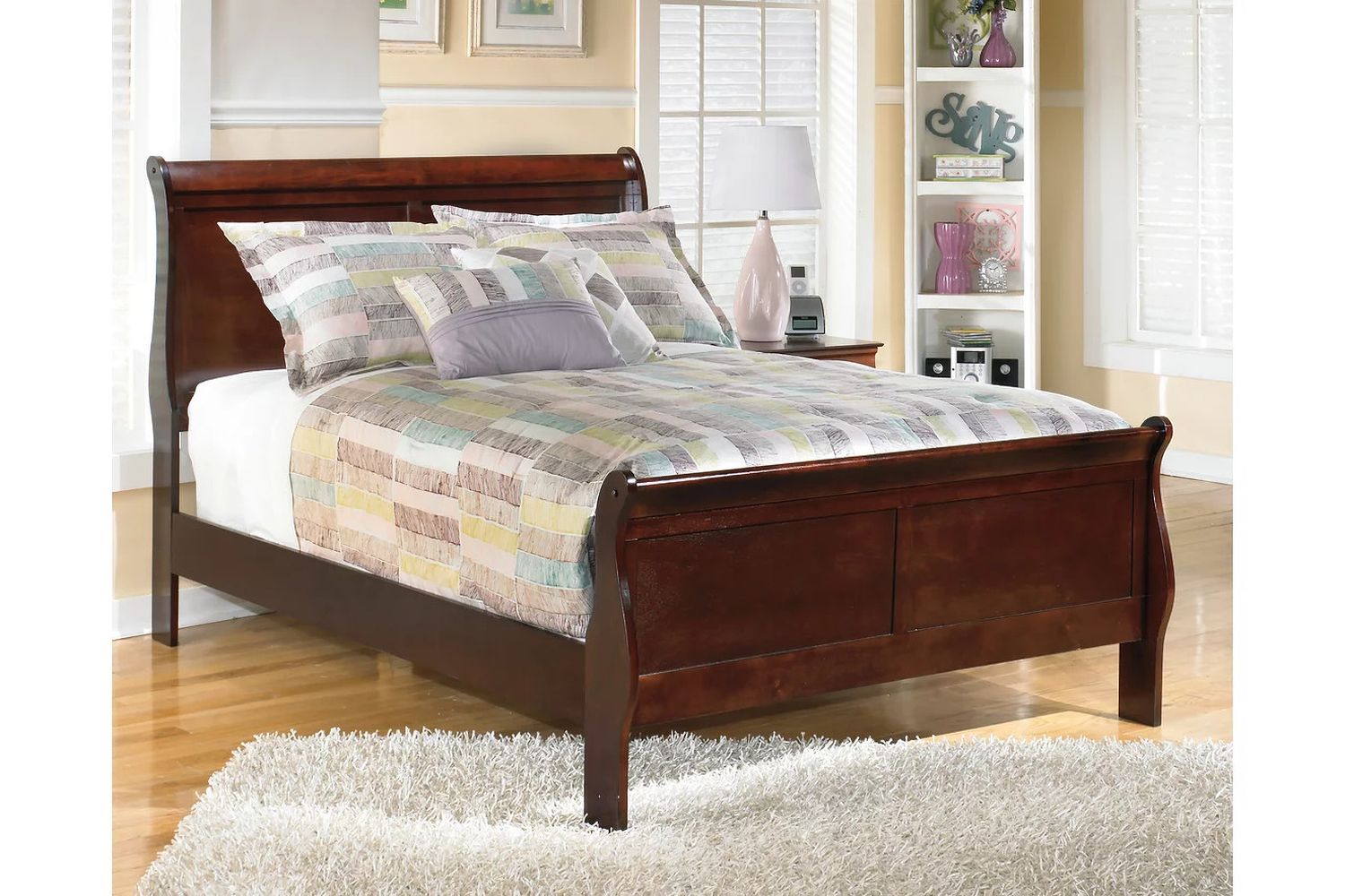 Alisdair Full Sleigh Bed B376B4