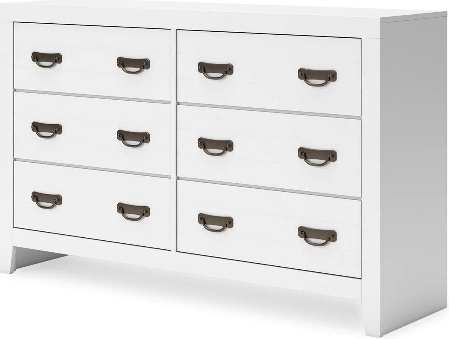 Binterglen Dresser In White B42731