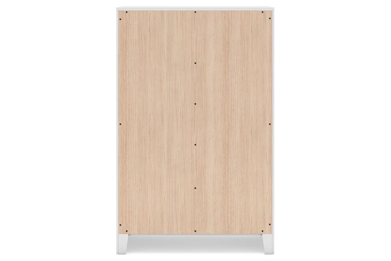 Binterglen Chest Of Drawers In White B42746