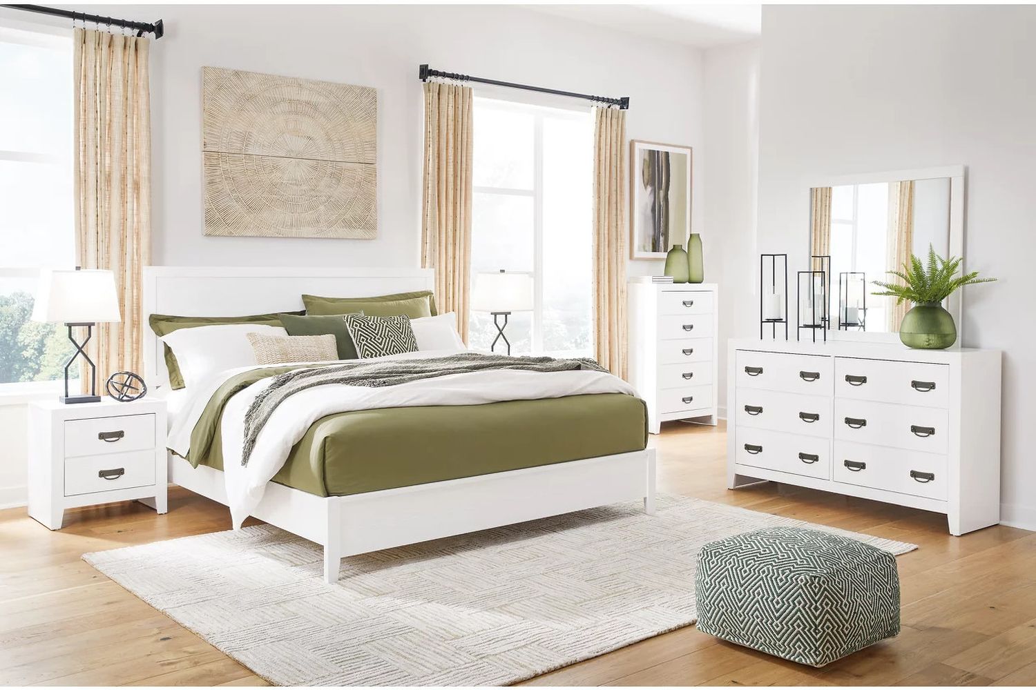 Binterglen King Panel Bed In White B427B8