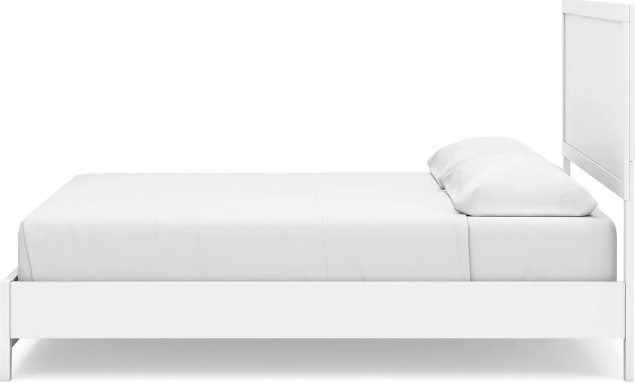 Binterglen California King Panel Bed In White B427B9