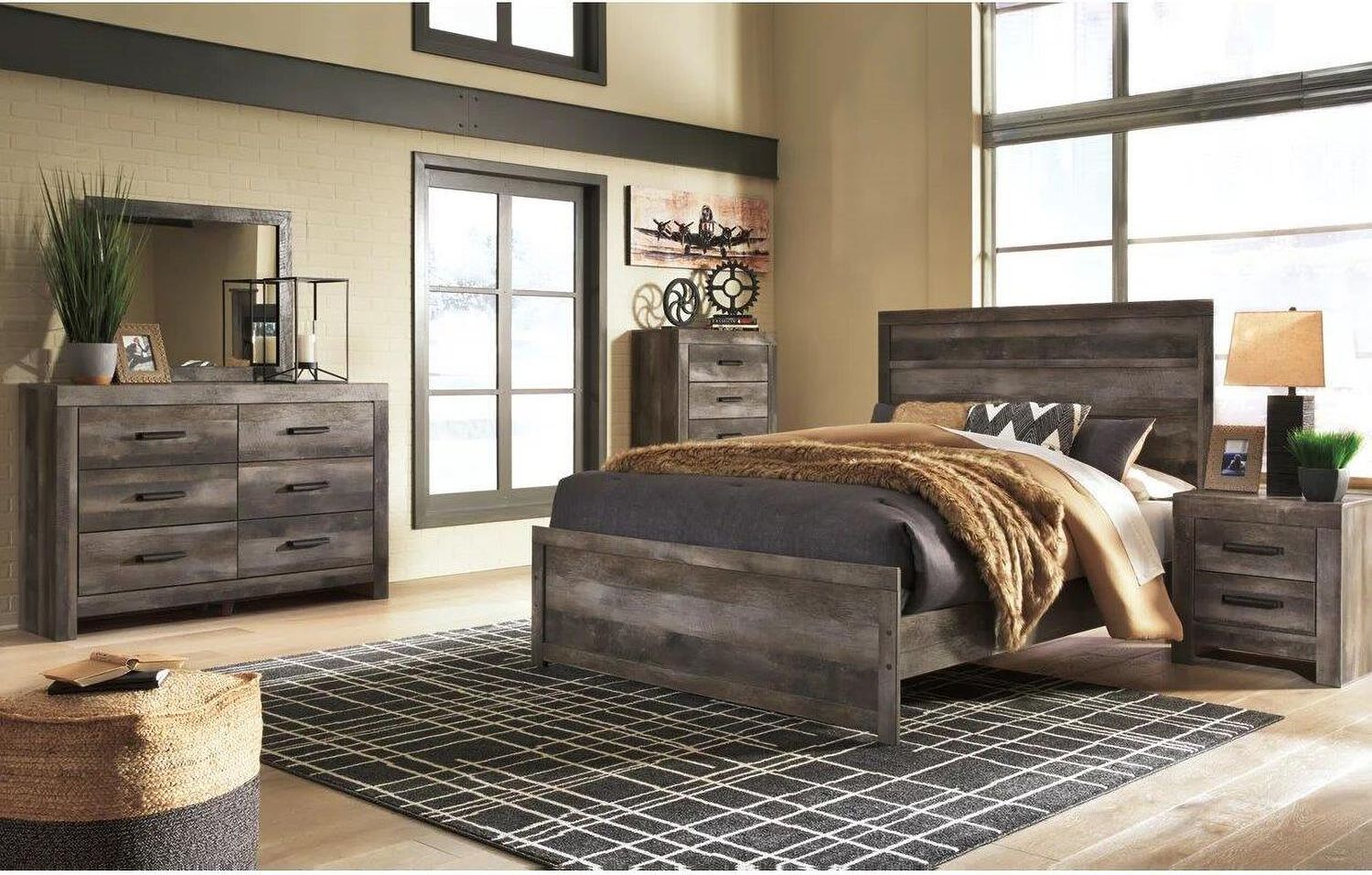 Wynnlow Gray Queen Panel Bed B440B2