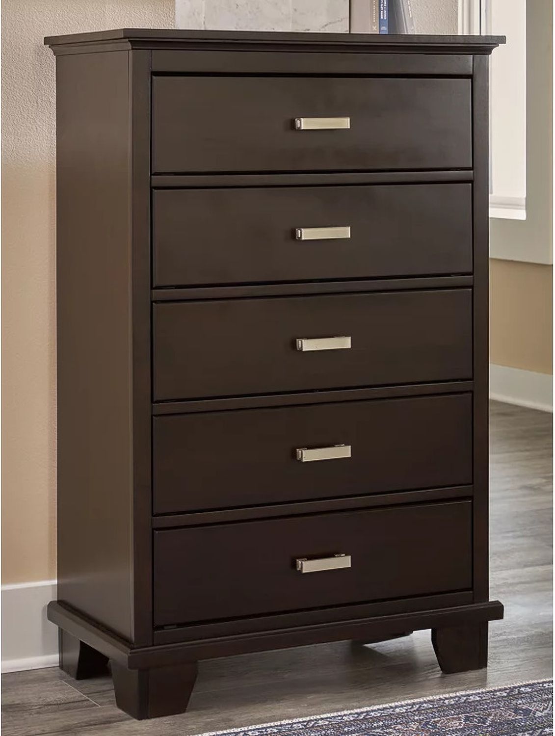 Covetown Chest Of Drawers In Dark Brown B44146