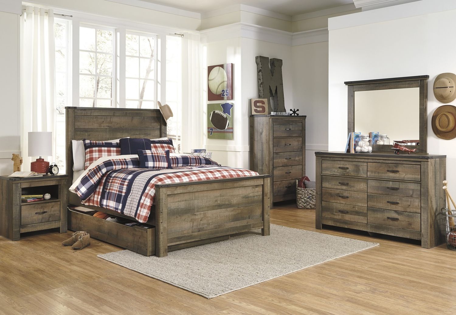 Trinell Brown Bedroom Mirror B44626
