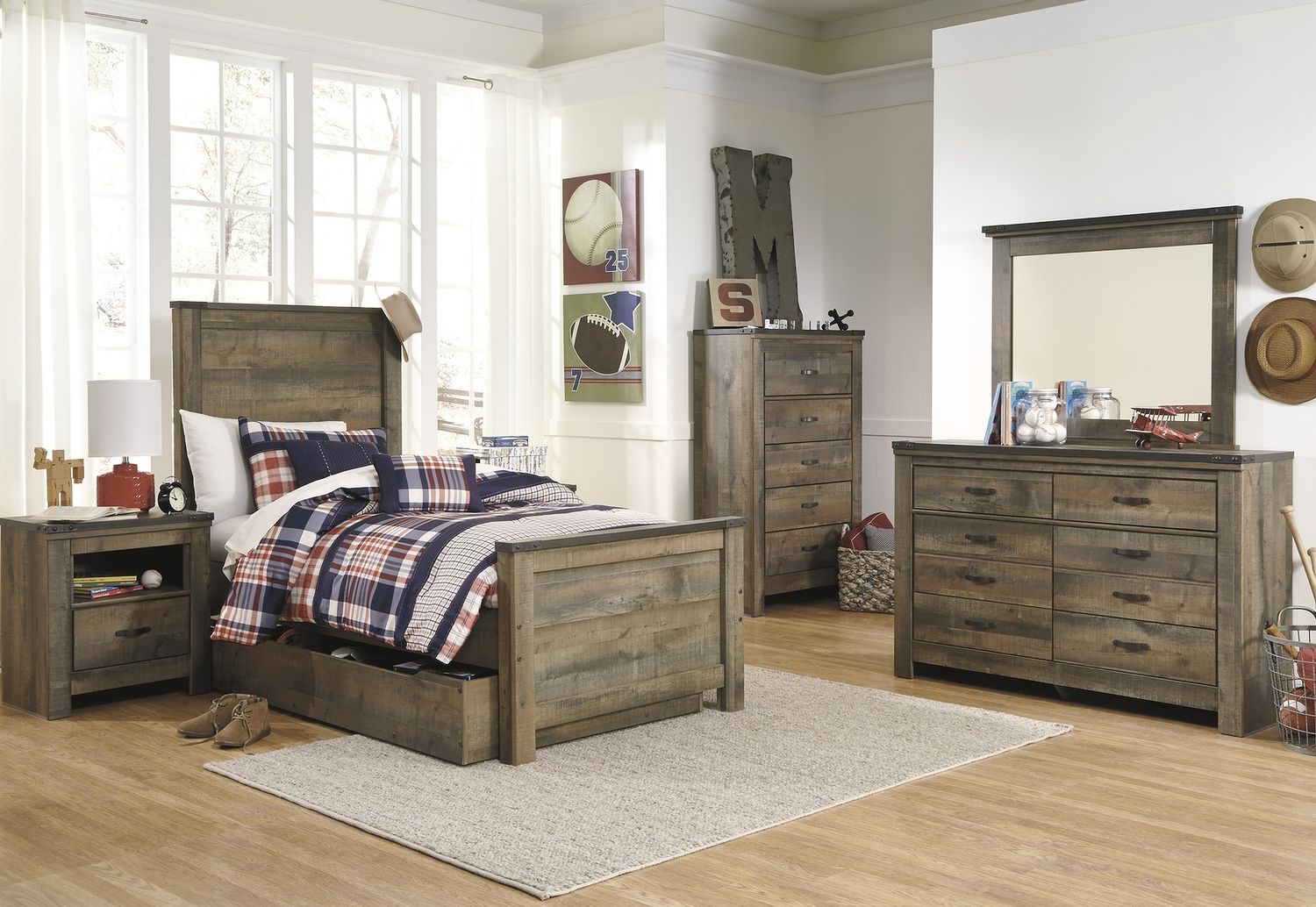 Trinell Brown Bedroom Mirror B44626