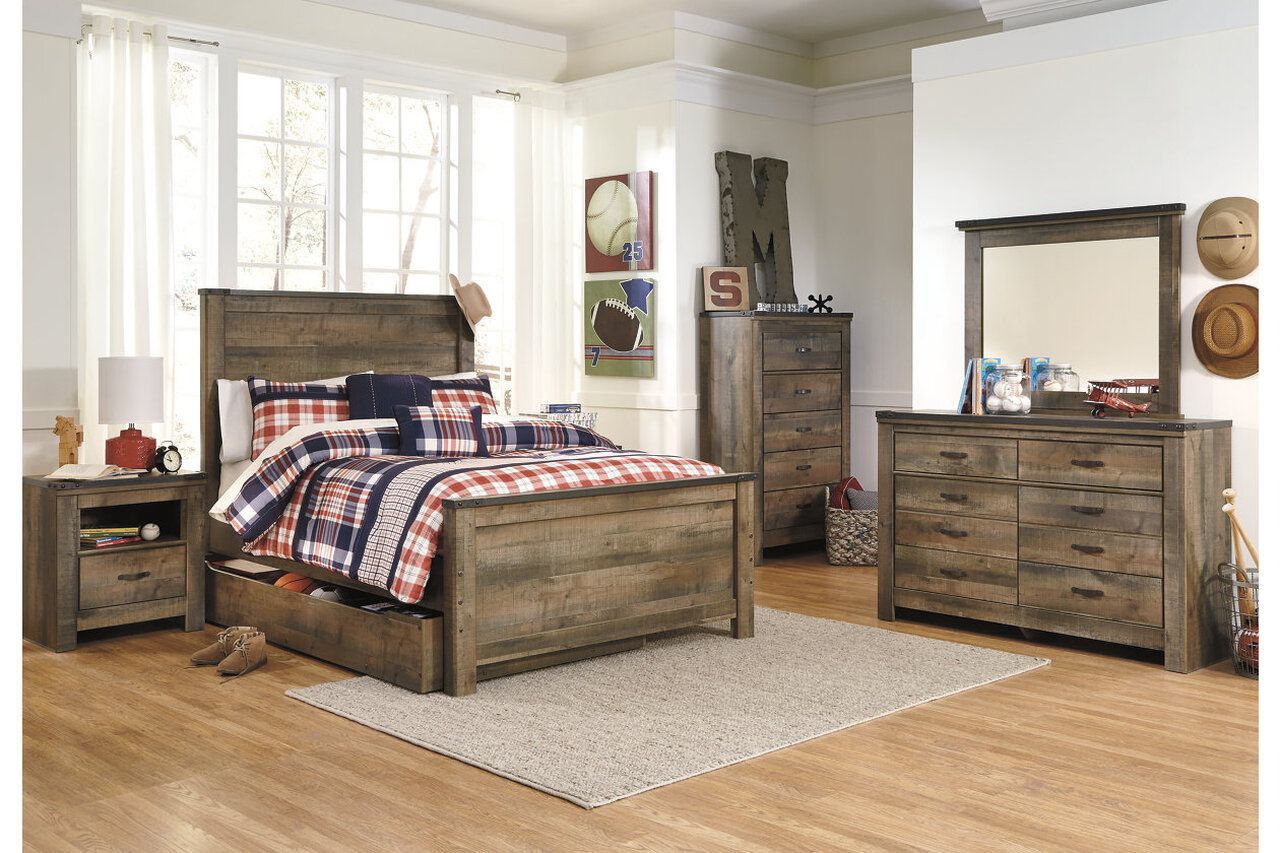 Trinell Brown Full Storage Panel Bed B446B10