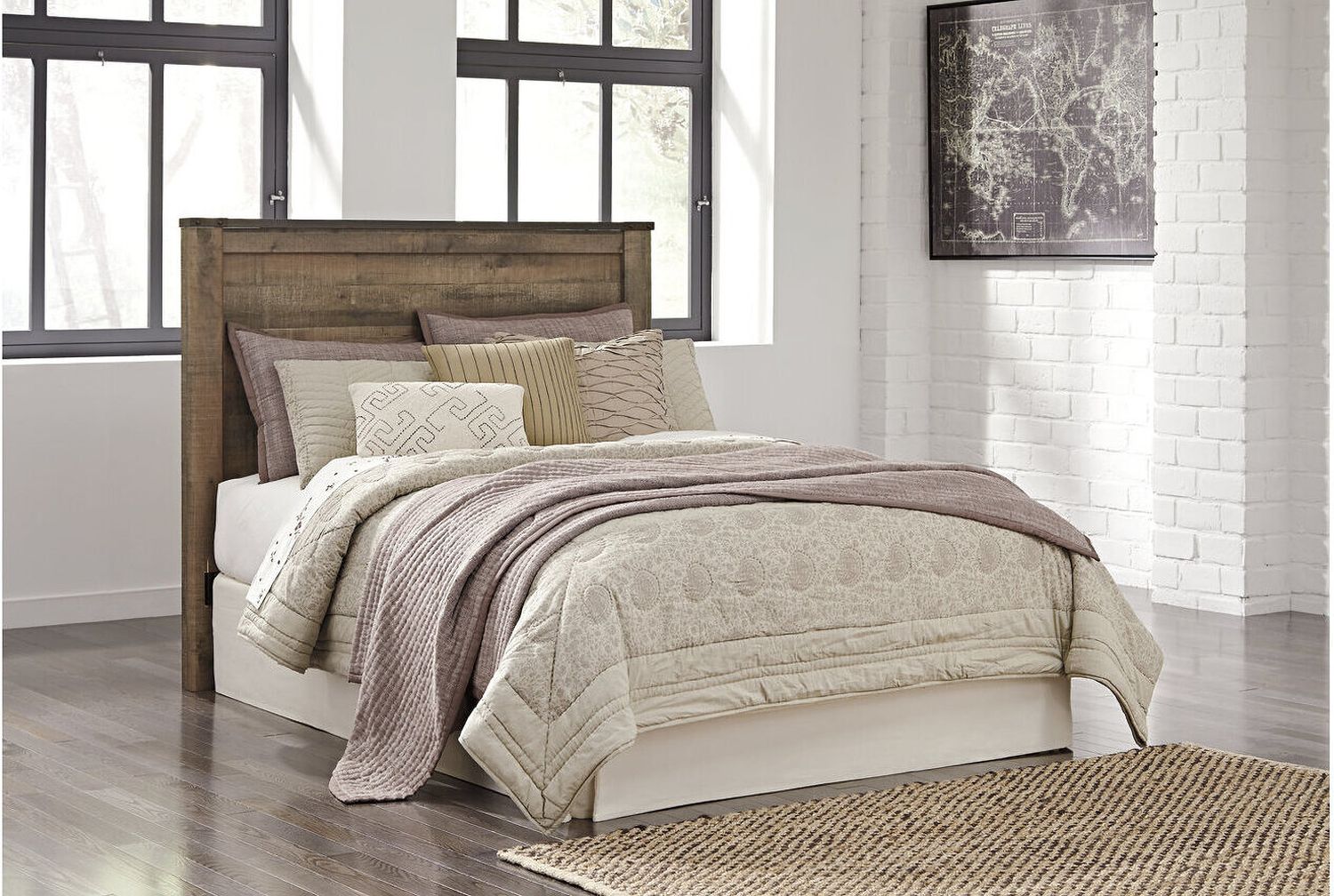 Trinell Brown Queen Panel Bed B446B11