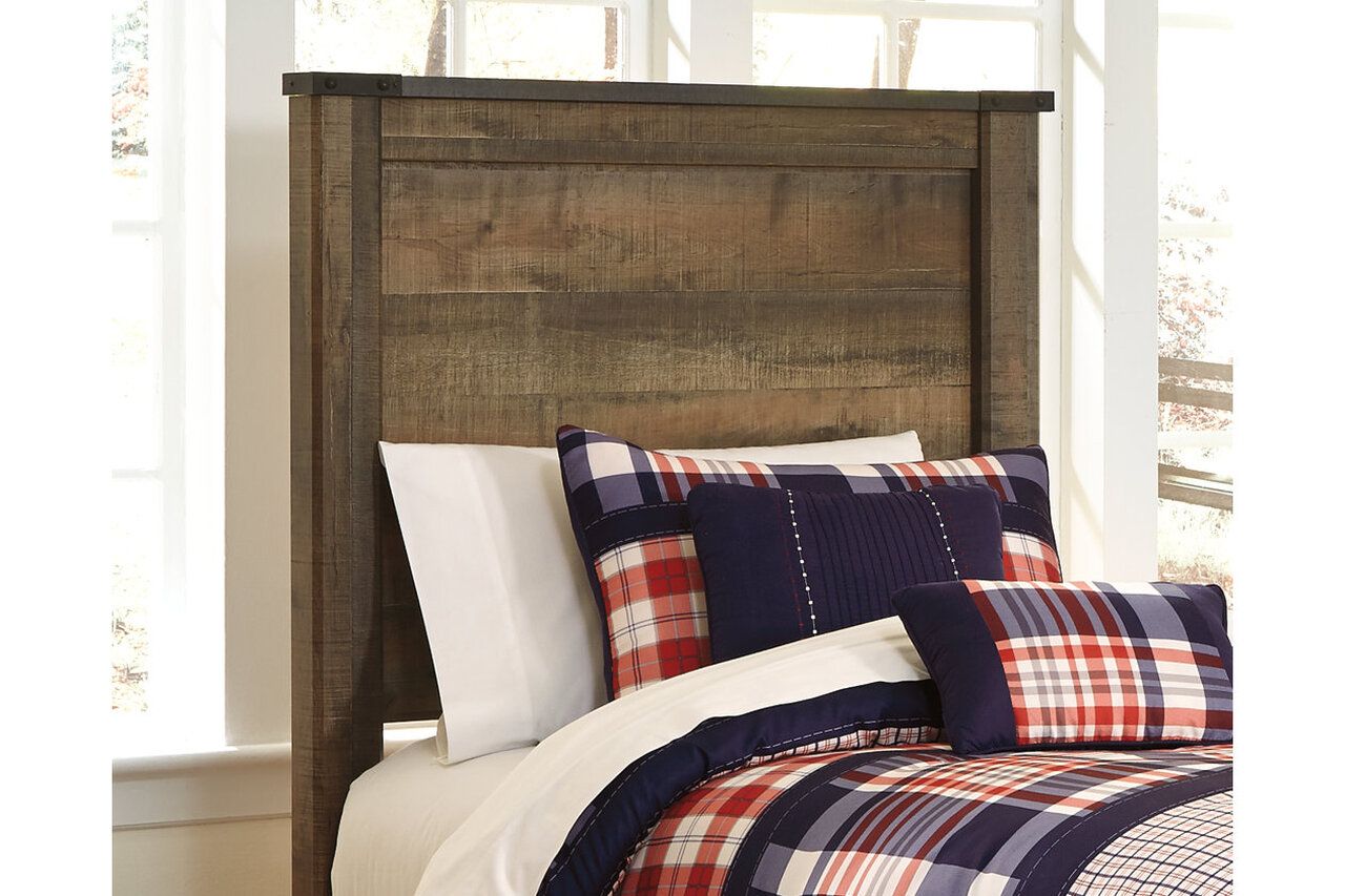 Trinell Brown Twin Panel Bed B446B2