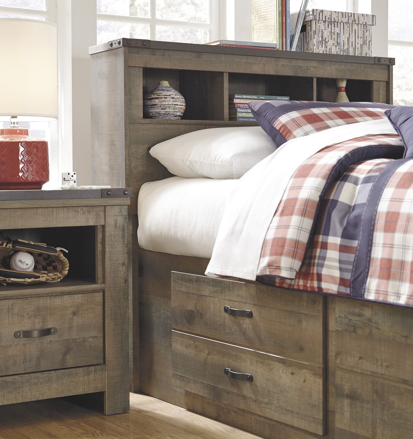 Trinell Brown Twin Bookcase Bed B446B21