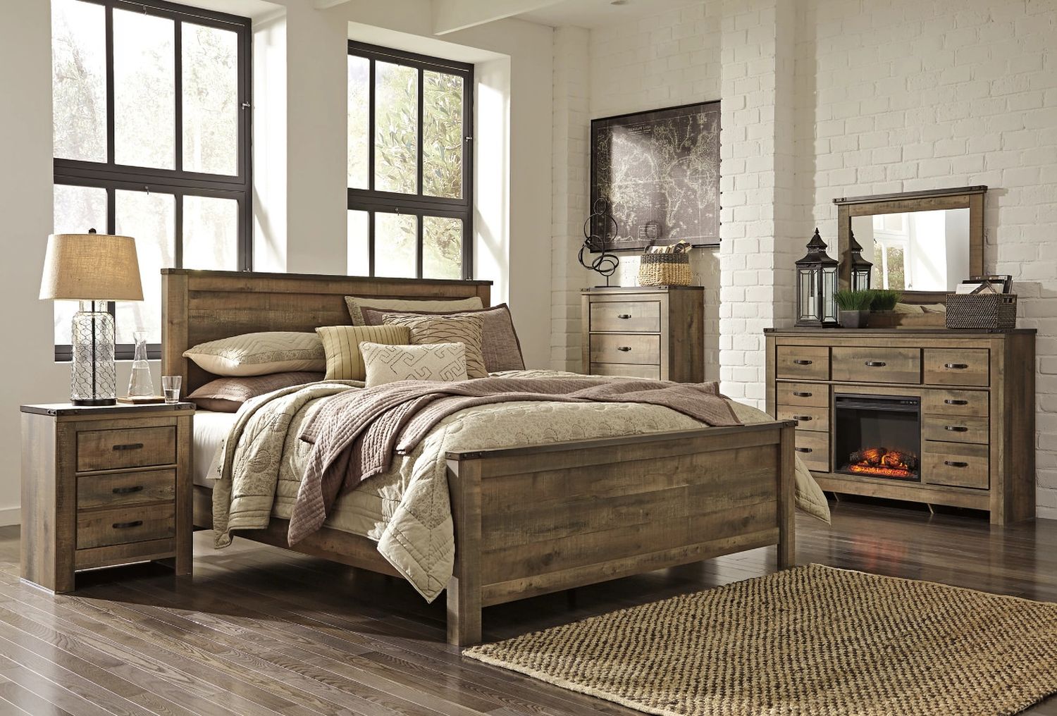 Trinell Brown King Panel Bed B446B23