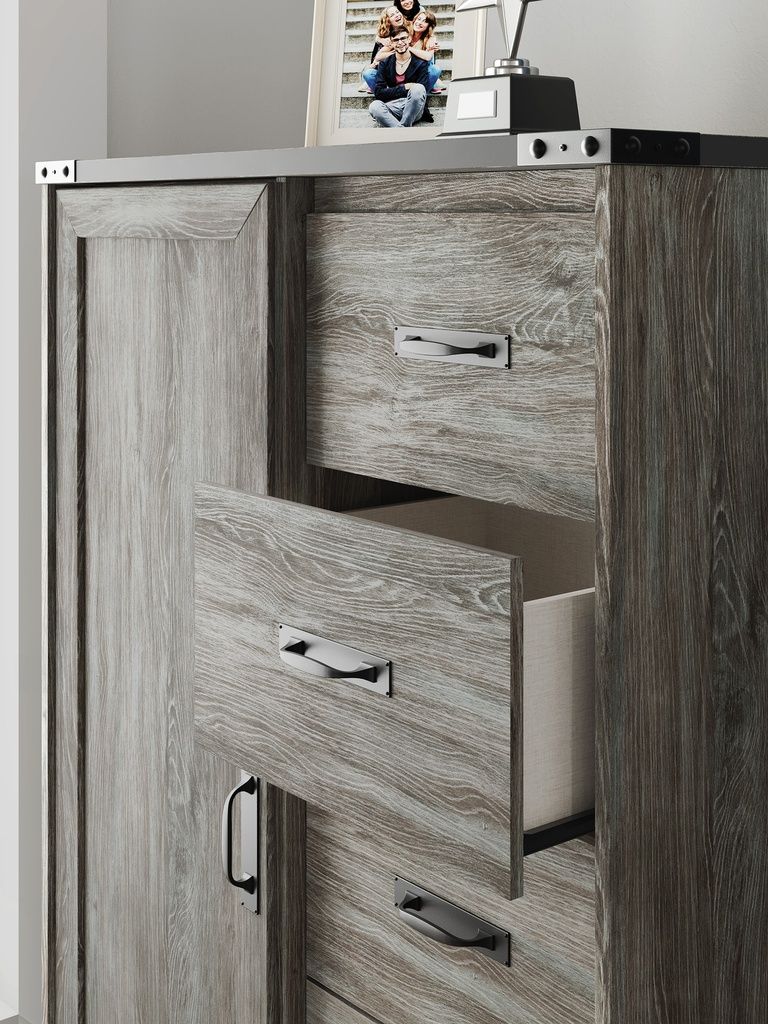 Frandern Dressing Chest In Gray B448048