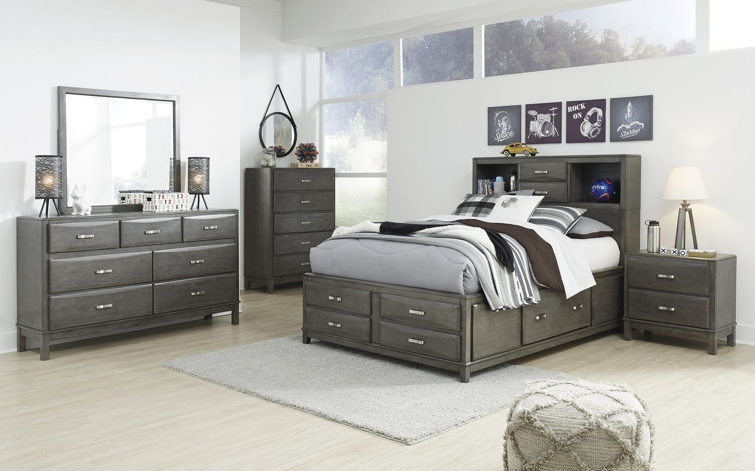 Caitbrook Gray Bedroom Mirror B47636