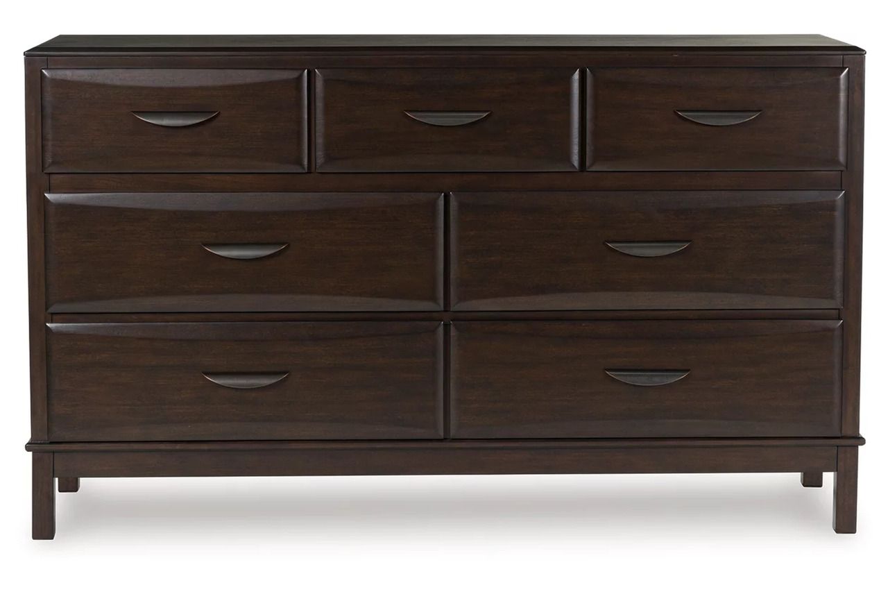 Vanmore Dresser In Dark Brown B47931