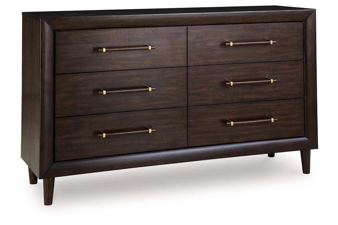 Dantenton Dresser In Merlot B61131