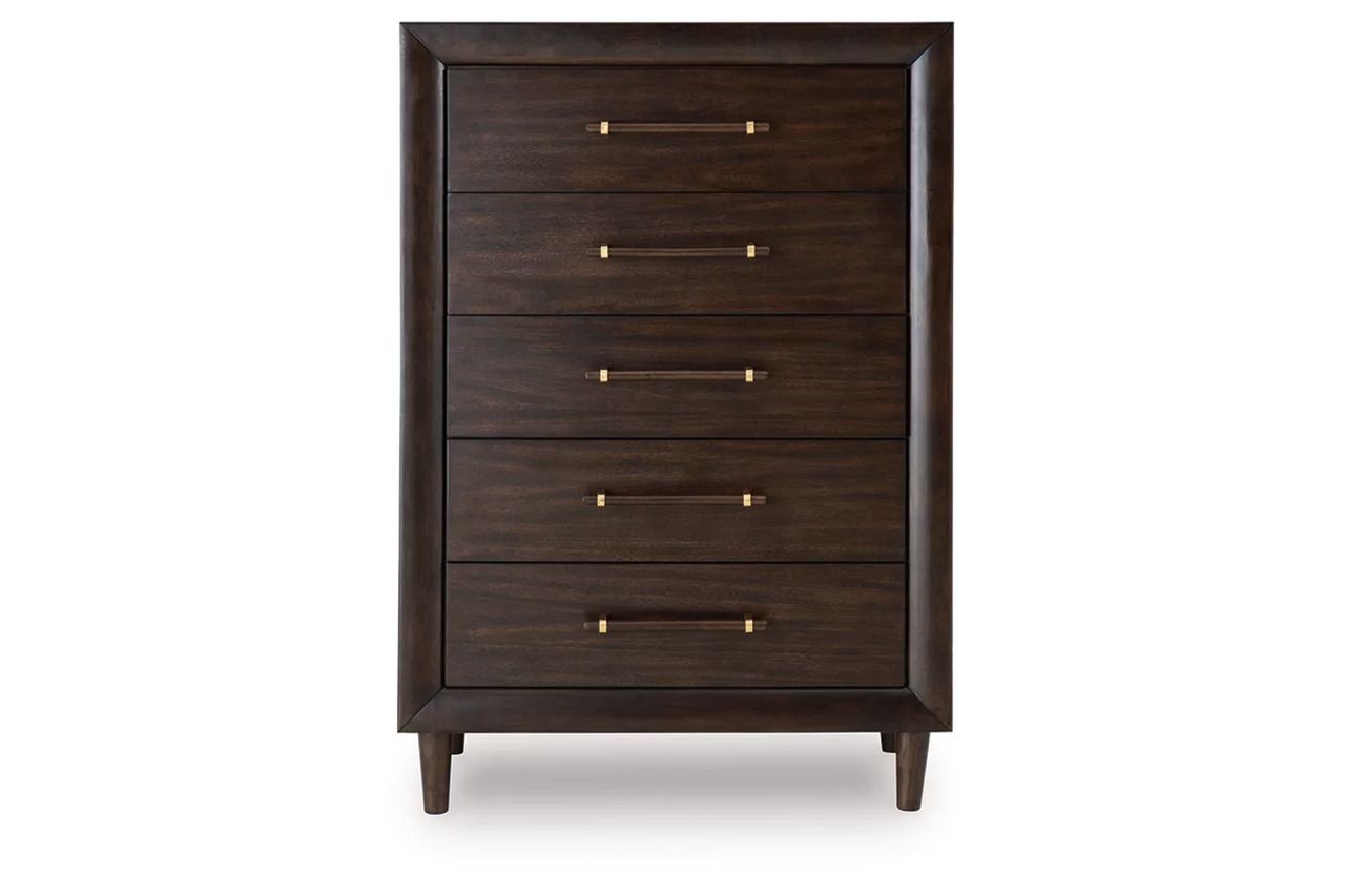 Dantenton Chest of Drawers In Merlot B61146