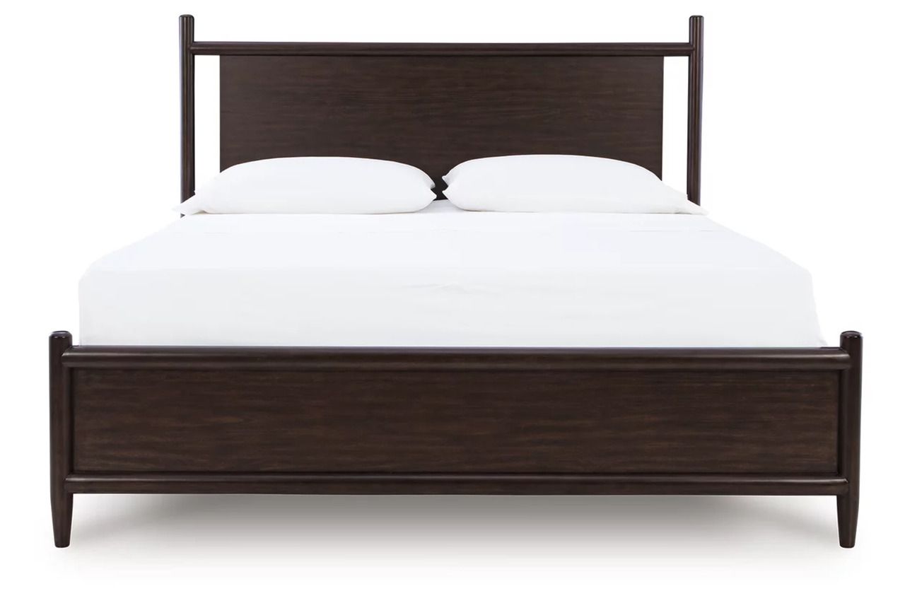 Dantenton King Panel Bed In Merlot B611B6