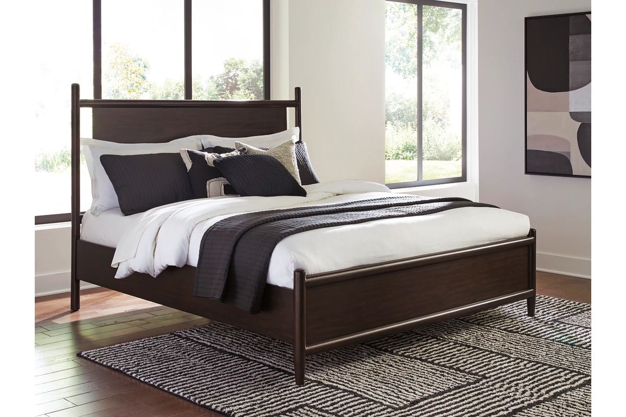 Dantenton California King Panel Bed In Merlot B611B7