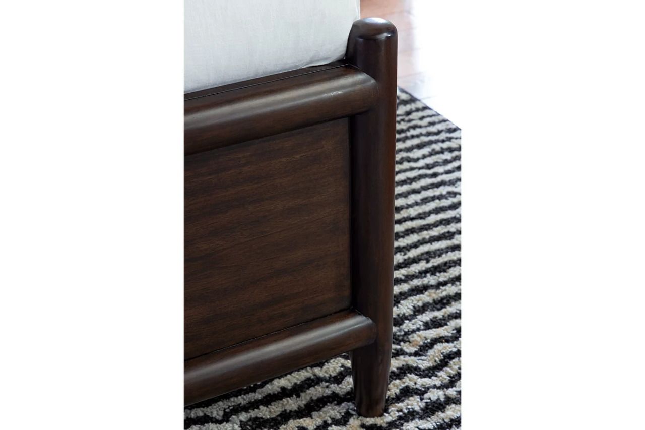 Dantenton California King Panel Bed In Merlot B611B7