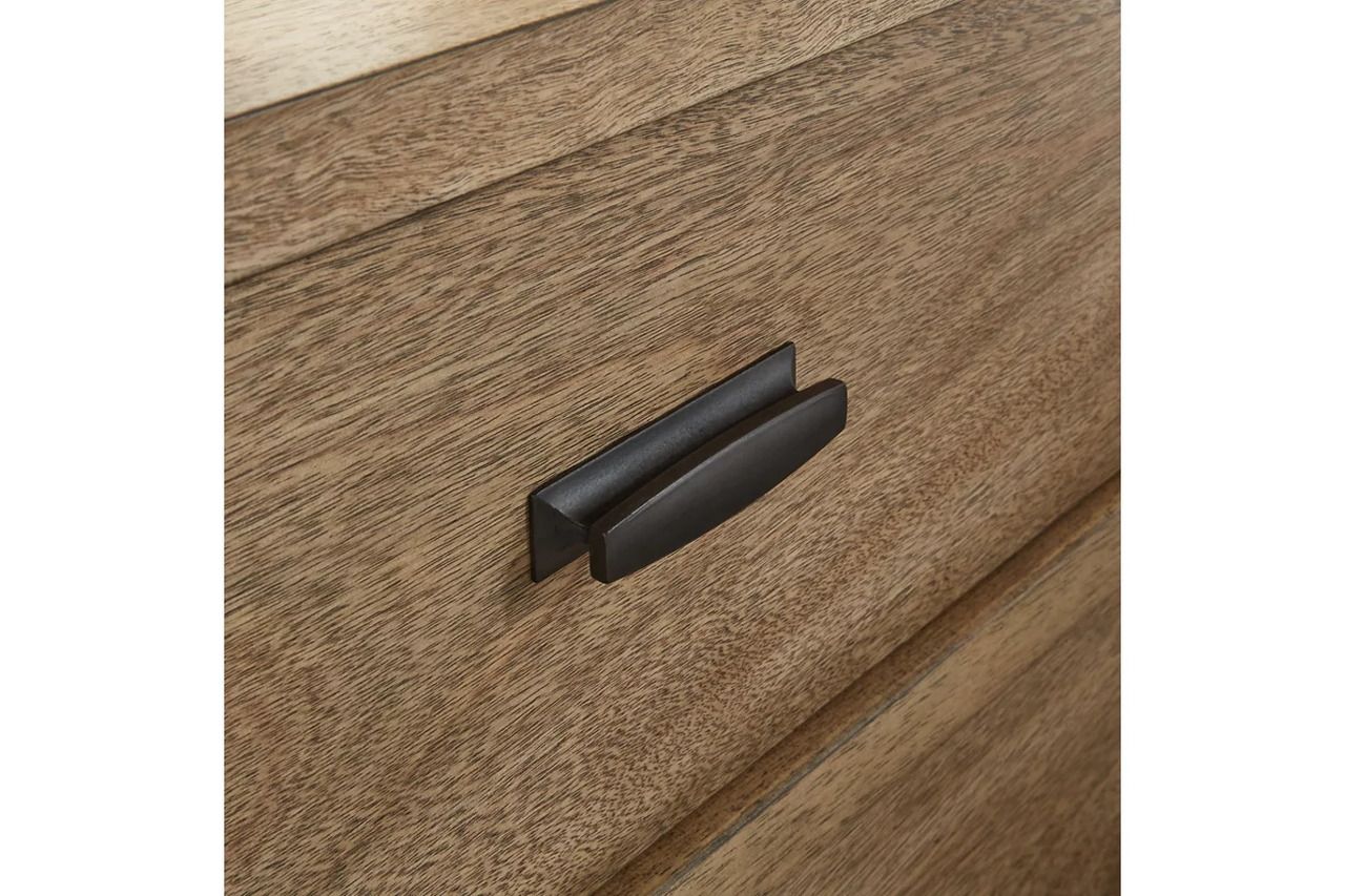 Tomtyn Dresser In Light Brown B62231
