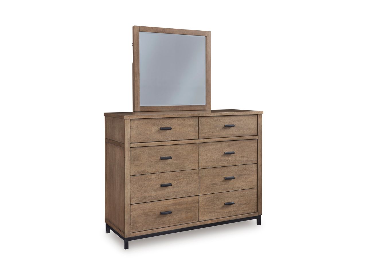Tomtyn Dresser In Light Brown B62231