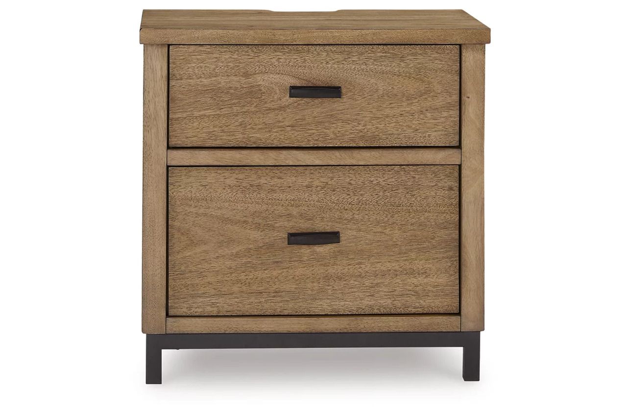 Tomtyn Nightstand In Light Brown B62292