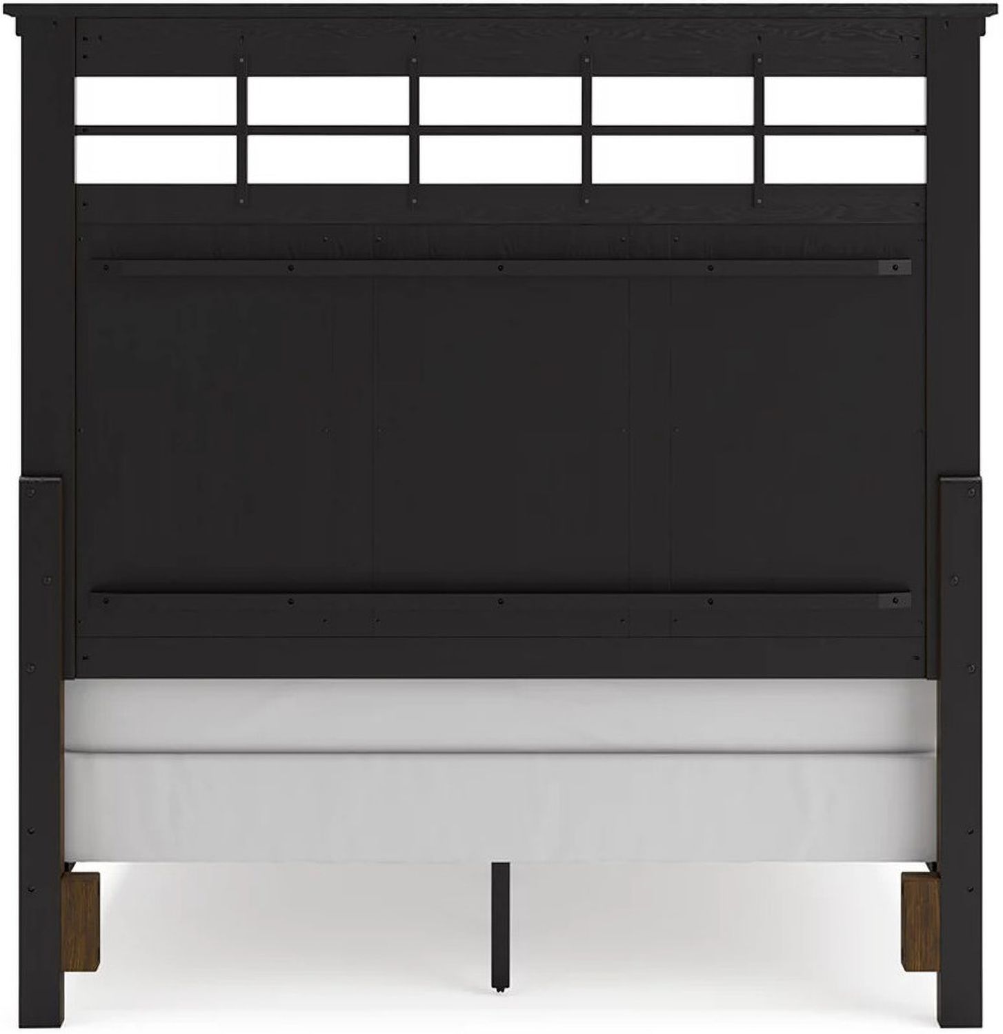 Shawbeck Queen Panel Bed In Dark Brown B625B2
