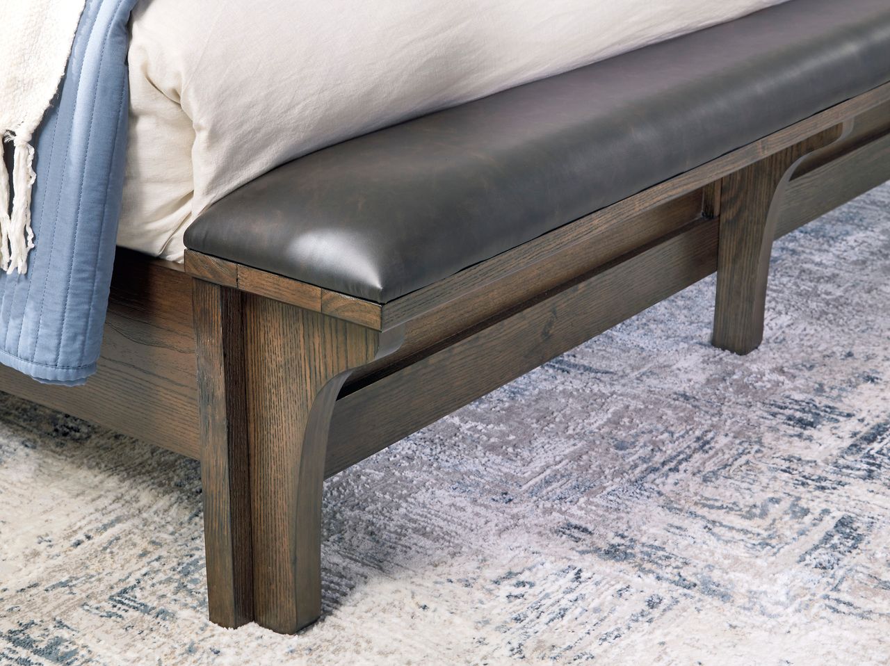 Shawbeck King Panel Bed In Dark Brown B625B4